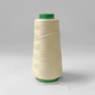 Ață pentru overlock STRETCH 2700 m ecru