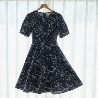 Viscoză cu in EMBROIDERY Flower Danielle navy