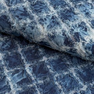 JEANS Distressed Denim