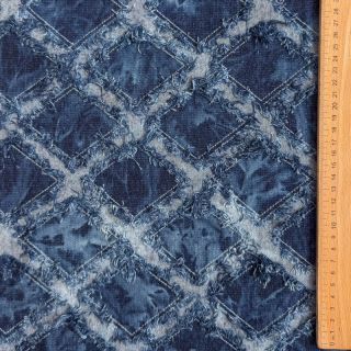 JEANS Distressed Denim