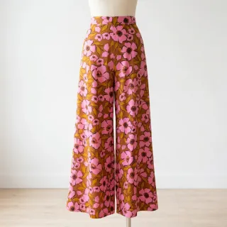 Țesătură din bumbac SATIN Flower Kala caramel
