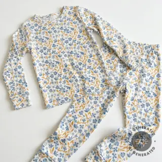 Țesătură din bumbac Fine flowers blue