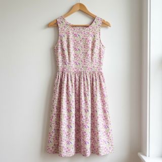 Țesătură din bumbac Fine flowers purple