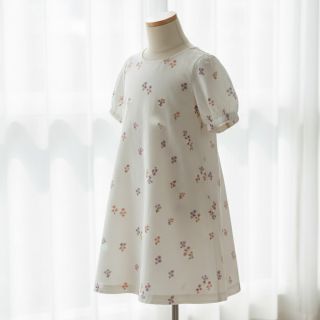 Țesătură din bumbac FLANNEL Flowers white