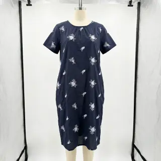 Țesătură din bumbac VOILE EMBROIDERY Flowers navy