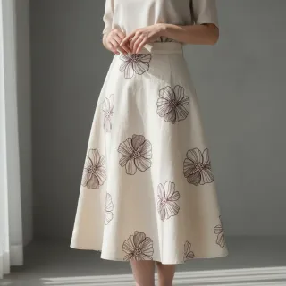 Viscoză cu in EMBROIDERY Flower Maya natural