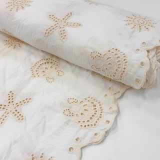 Țesătură din bumbac EMBROIDERY Sea ornaments white