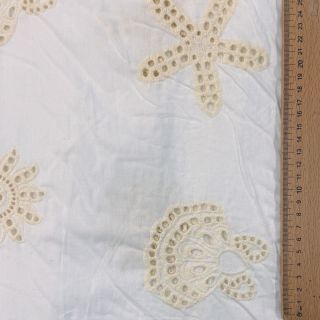 Țesătură din bumbac EMBROIDERY Sea ornaments white