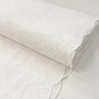 Țesătură din bumbac VOILE EMBROIDERY Flowers TWO-SIDED SCALLOP white