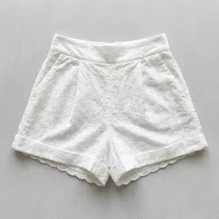 Țesătură din bumbac EMBROIDERY TWO-SIDE SCALLOP Simi white