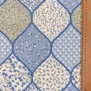 Țesătură din bumbac Flowers patchwork baby blue