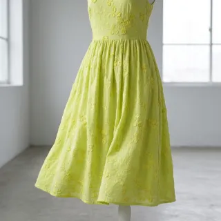Țesătură din bumbac EMBROIDERY Catchy leaves lime