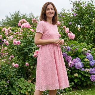 Țesătură din bumbac EMBROIDERY Rosemary rose