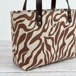 Țesătură decorativă Linenlook Animal dark brown