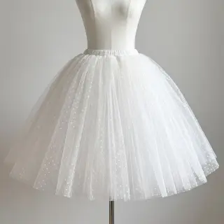 Tul pentru TUTU DOTS white