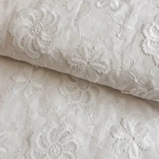 Țesătură din bumbac EMBROIDERY Catchy Flowy white