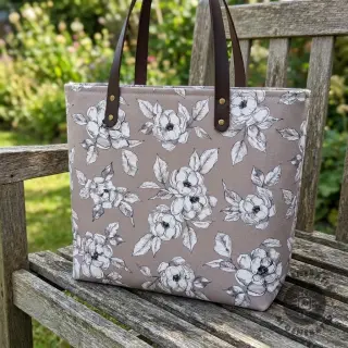 Țesătură decorativă Flowers taupe digital print