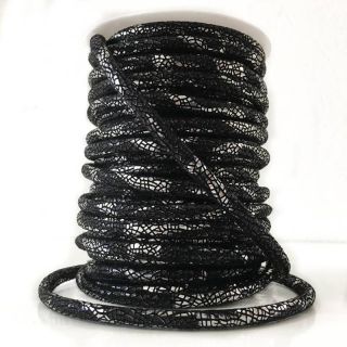 Șnur din imitație piele întoarsă Glitter black