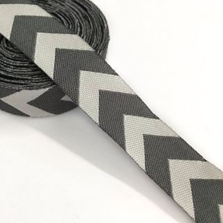 Panglică Chevron grey