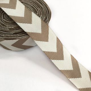 Panglică Chevron beige