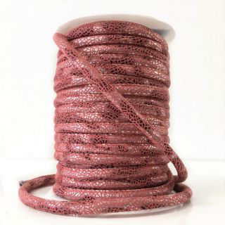 Șnur din imitație piele întoarsă Glitter old pink