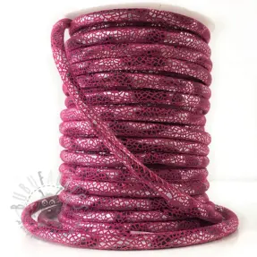 Șnur din imitație piele întoarsă Glitter fuchsia