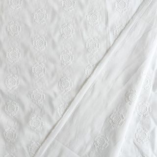 Țesătură din bumbac VOILE Embroidery Dotty flowers white