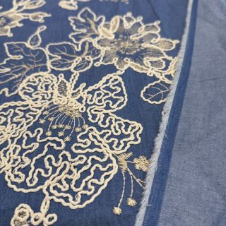 Țesătură din bumbac JEANS EMBROIDERY Bouquet blue