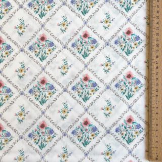 Țesătură din bumbac Flowers Tara off white design A digital print