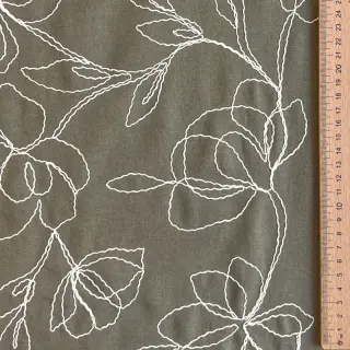 Viscoză cu in EMBROIDERY Flower Danielle pickle