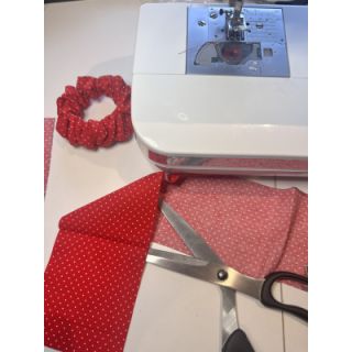 Țesătură din bumbac Petit dots red