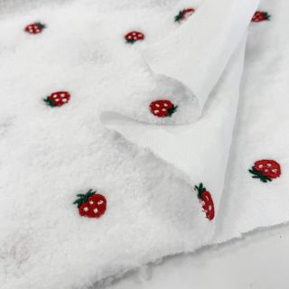 Stofă palton TEDDY EMBROIDERY Strawberries white
