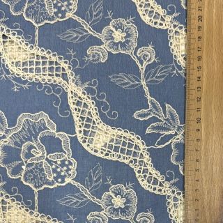 Țesătură din bumbac JEANS EMBROIDERY Flora design B