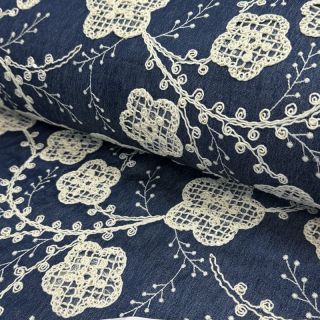 Țesătură din bumbac JEANS EMBROIDERY Flora design C